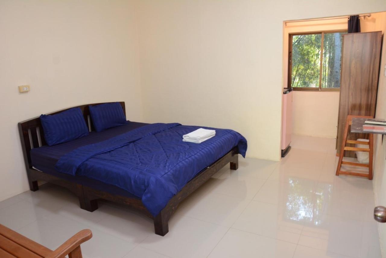 โคบาล ห้องพักรายวัน Chom Thong Extérieur photo